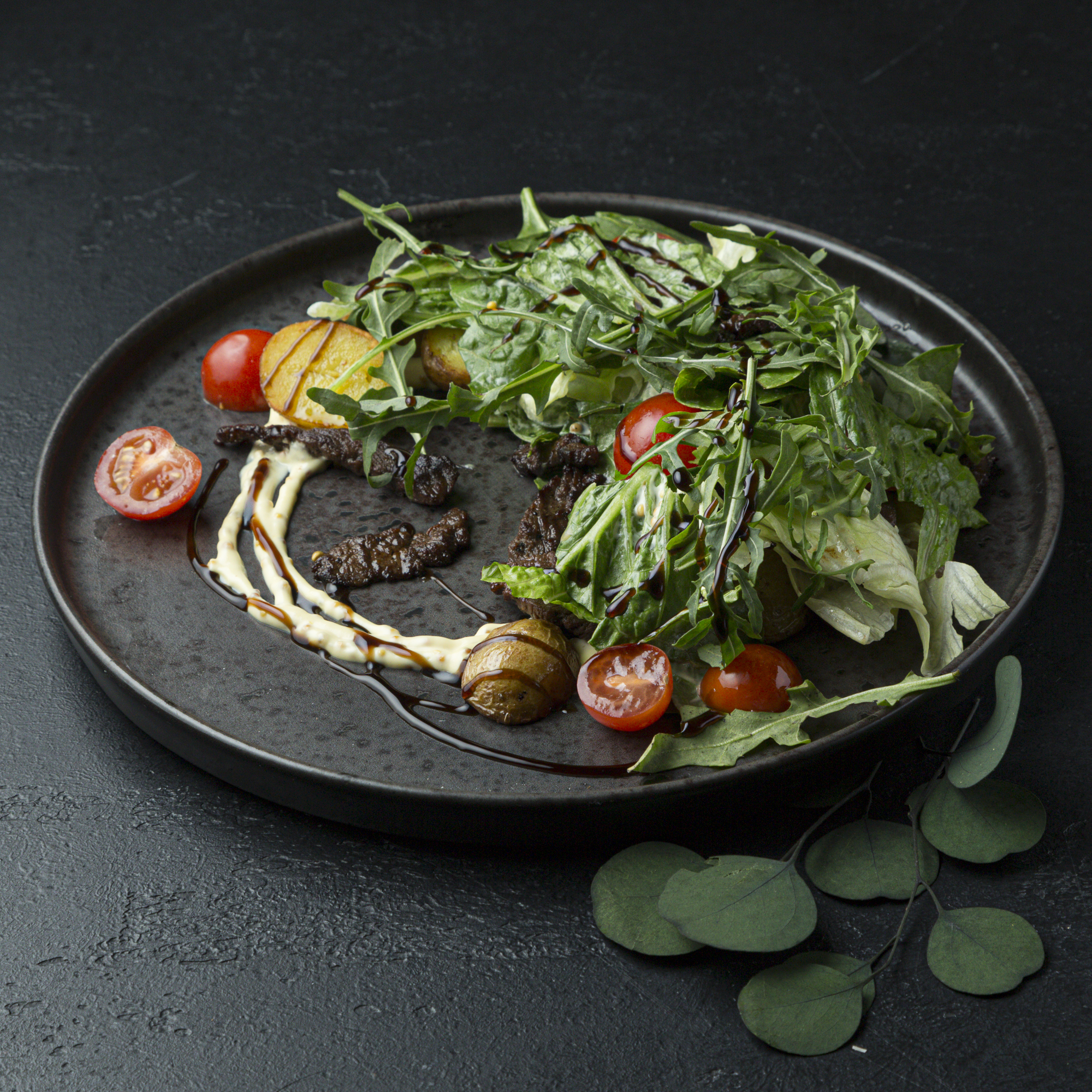 Салат с говядиной и картофелем