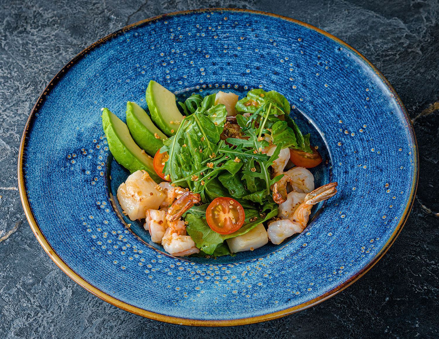 Микс салат с морепродуктами