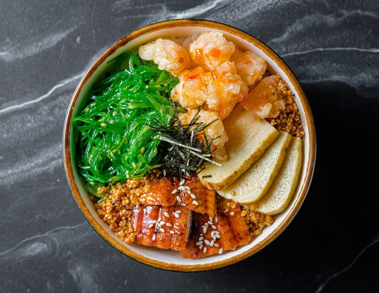 Поке с Угрем и Креветками