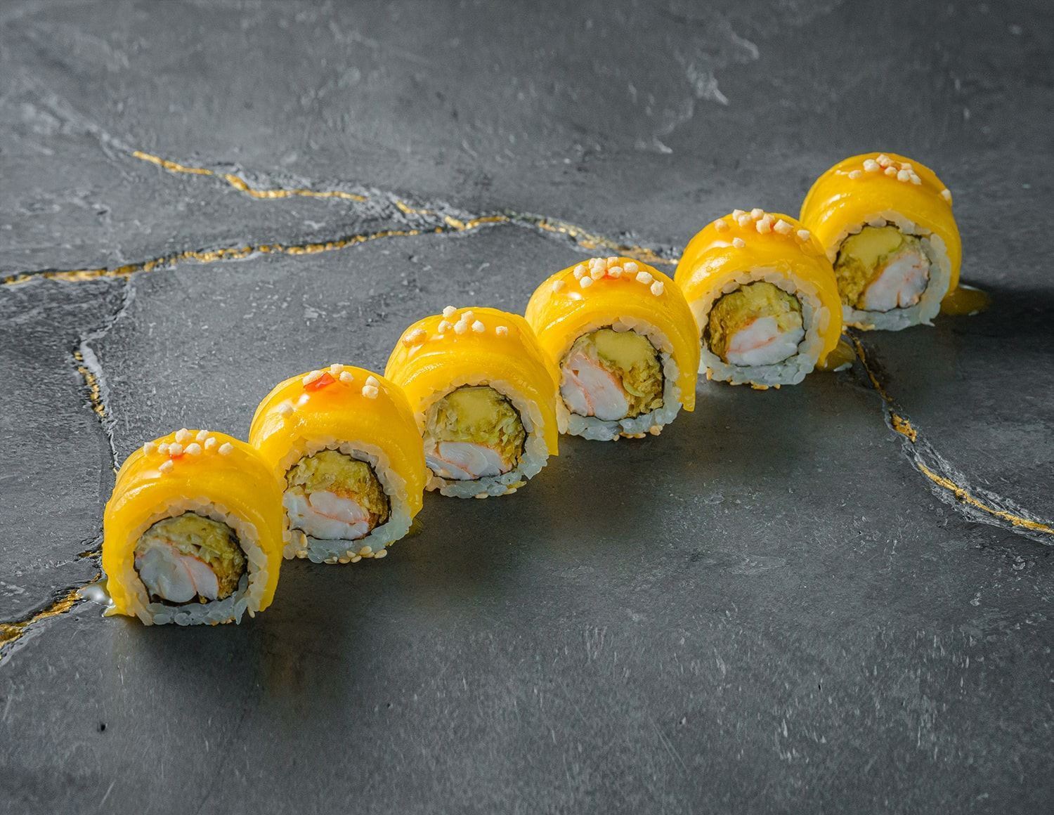 Ролл Креветка и Манго