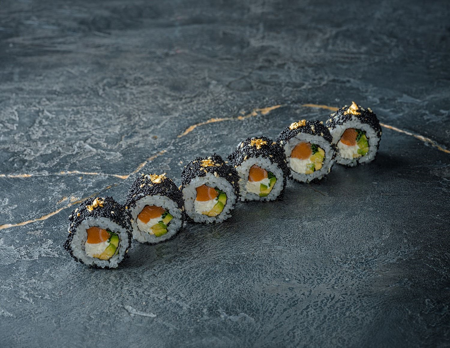 Ролл филадельфия black