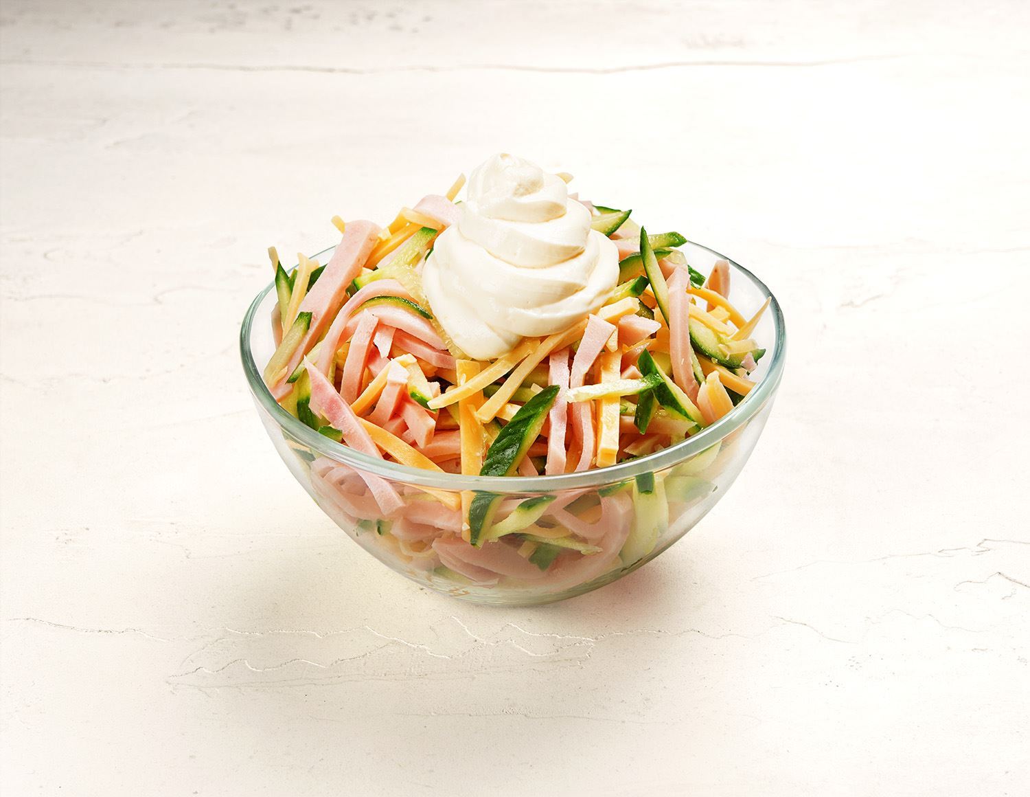 Салат с ветчиной