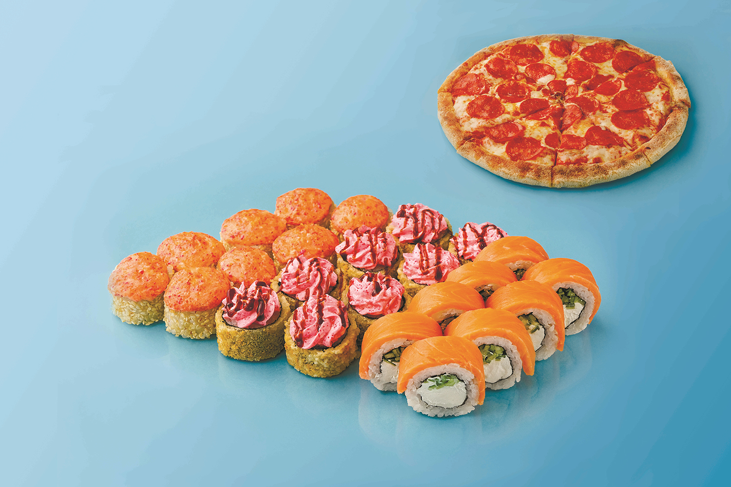 Комбо M (24 шт) с пиццей Пепперони