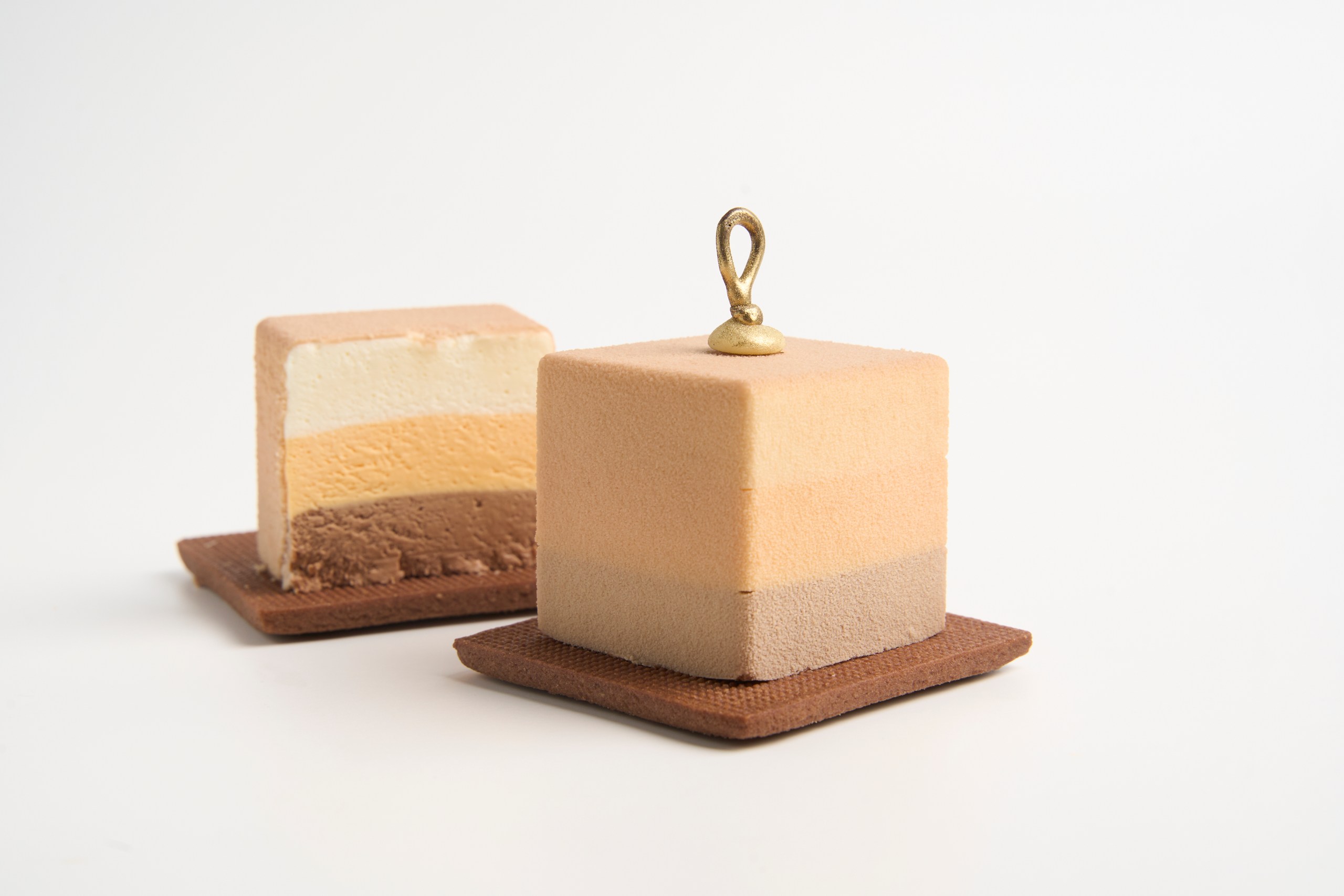 Десерт три шоколада 