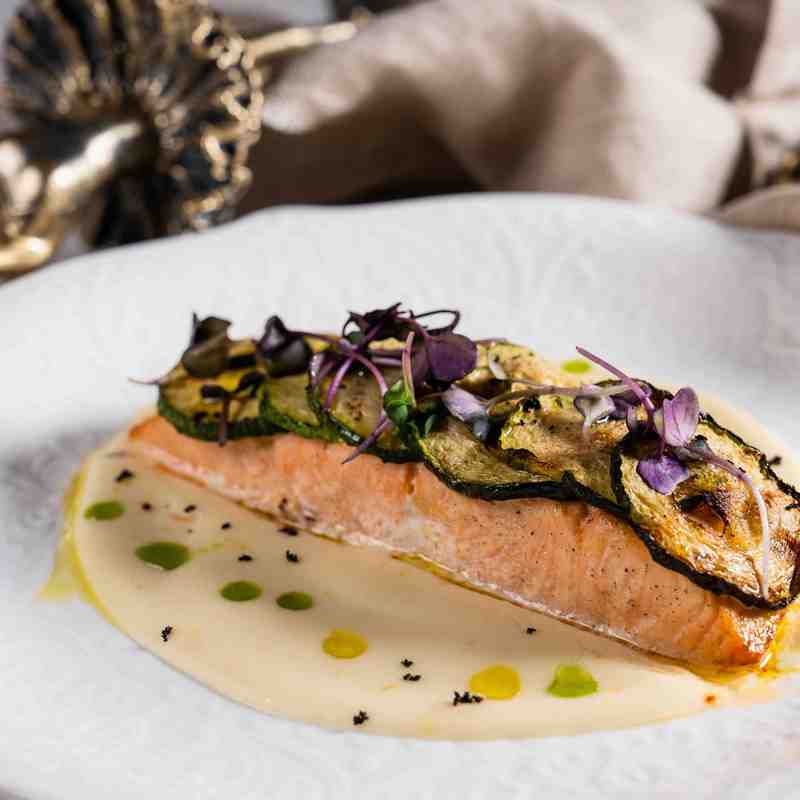 Лосось в лимонном соусе