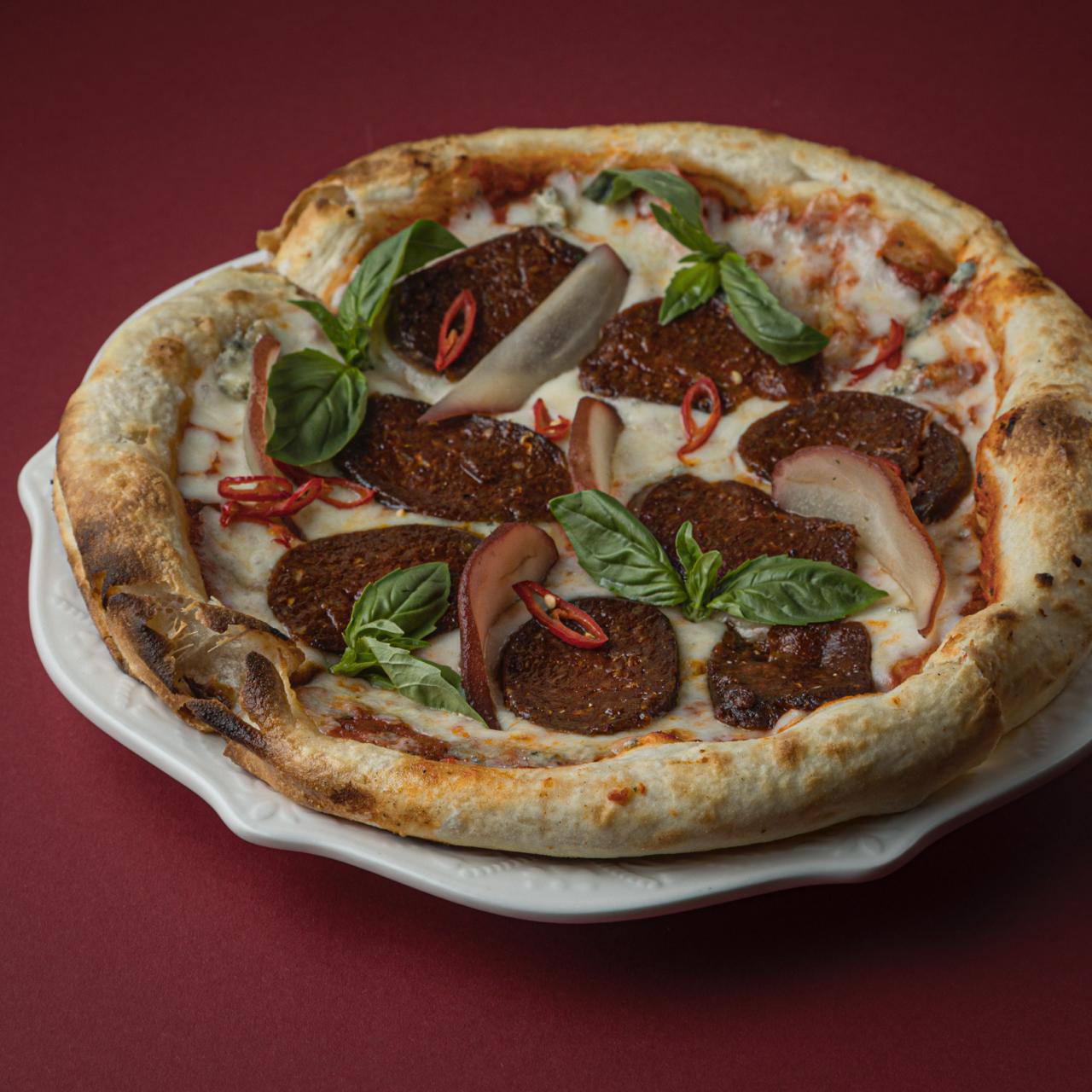 Пицца острая с салями ндуйя