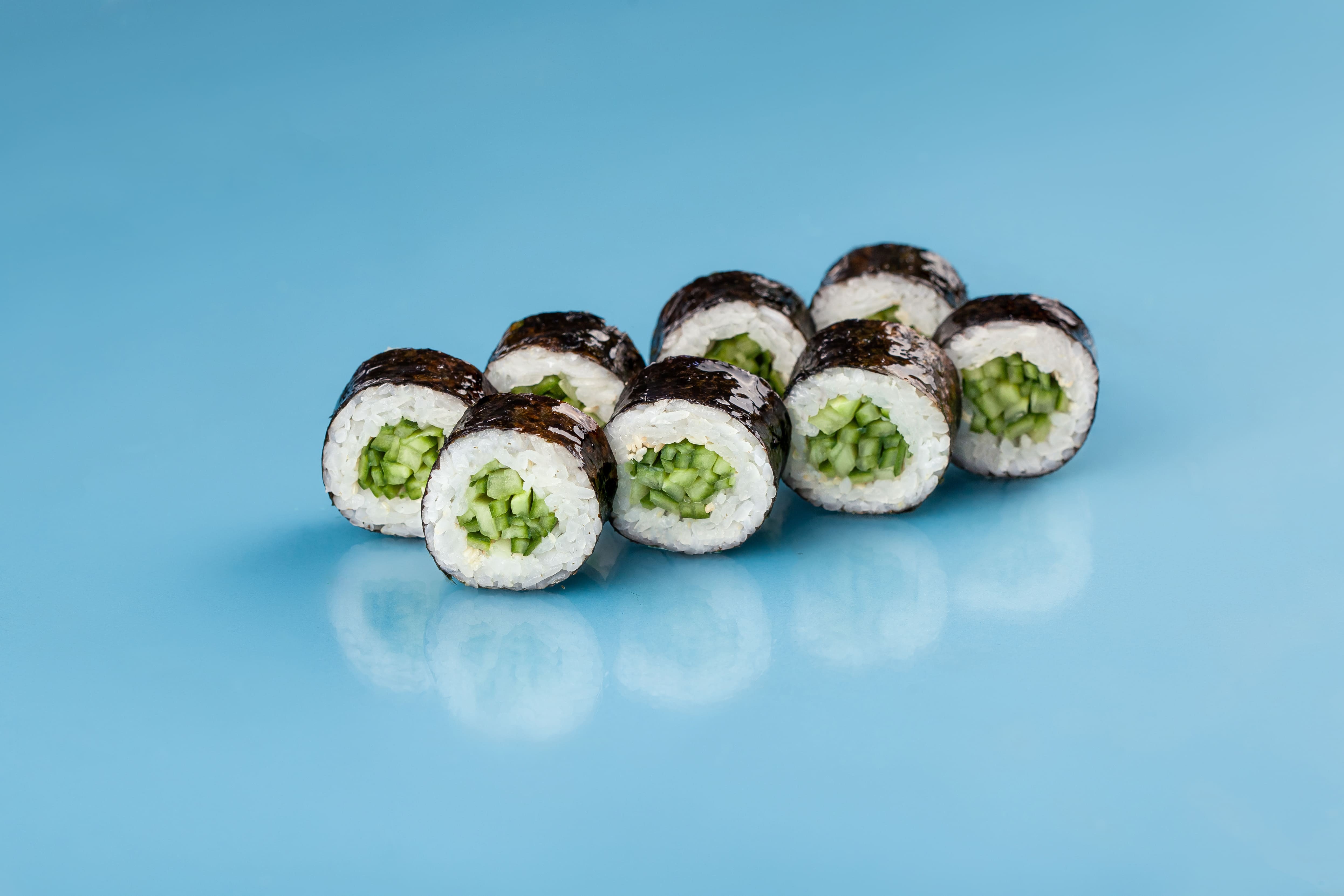 Ролл с огурцом (п)