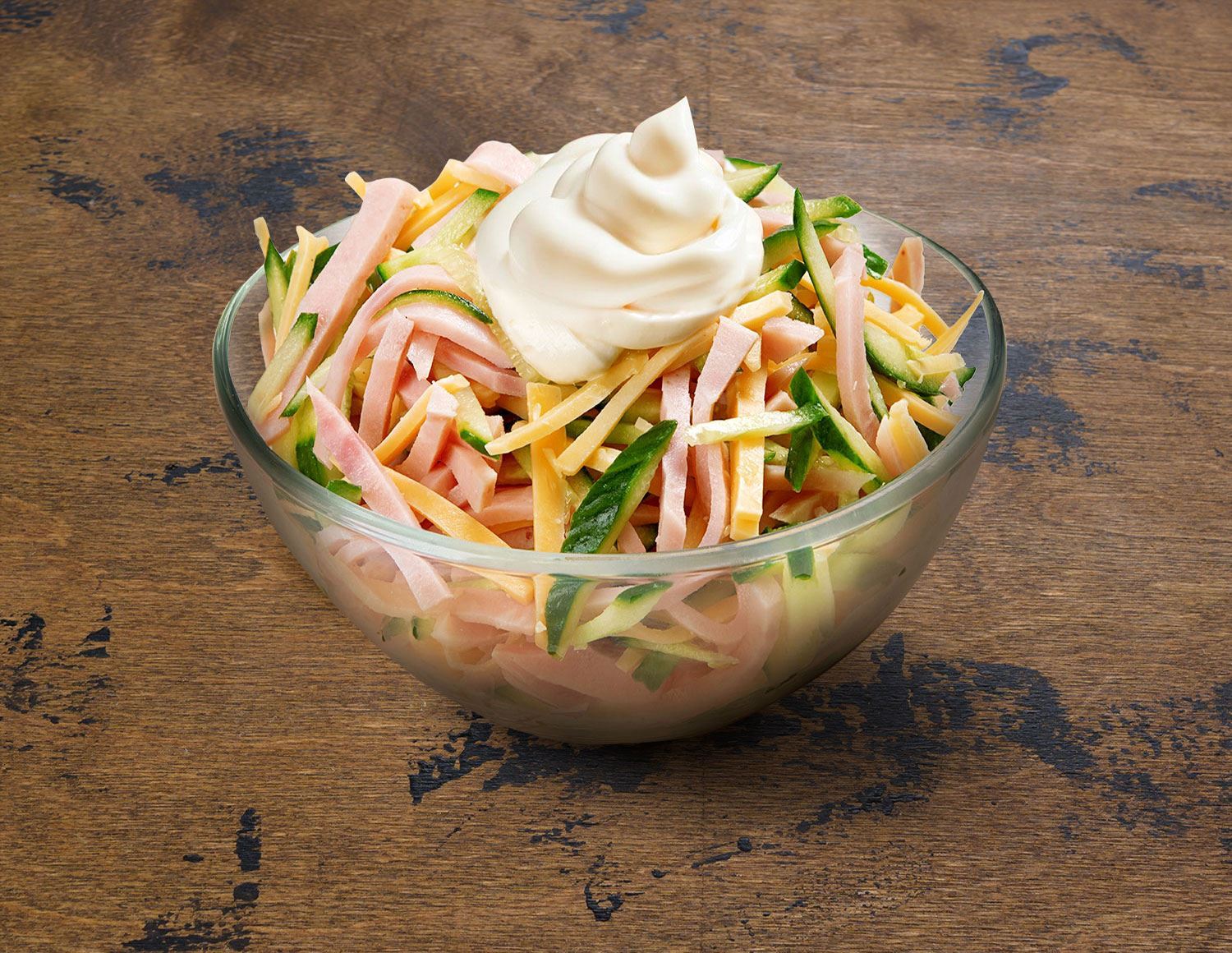 Салат с ветчиной